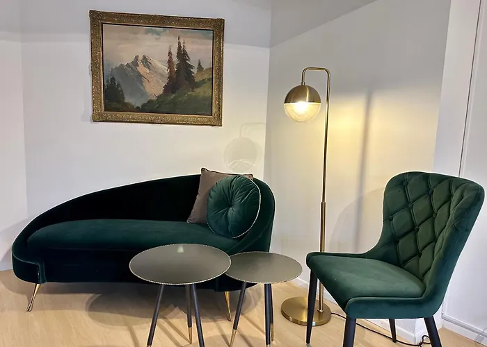 Koeniglich & Modern See- Und Zentrumsnah Apartment Prien am Chiemsee