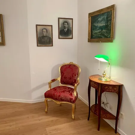 Koeniglich & Modern See- Und Zentrumsnah