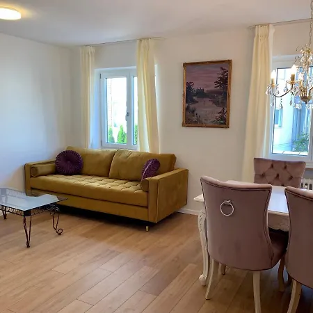 Koeniglich & Modern See- Und Zentrumsnah Apartment