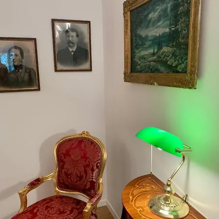 Koeniglich & Modern See- Und Zentrumsnah Apartment Prien am Chiemsee