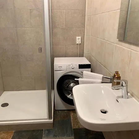 Koeniglich & Modern See- Und Zentrumsnah Apartment Prien am Chiemsee