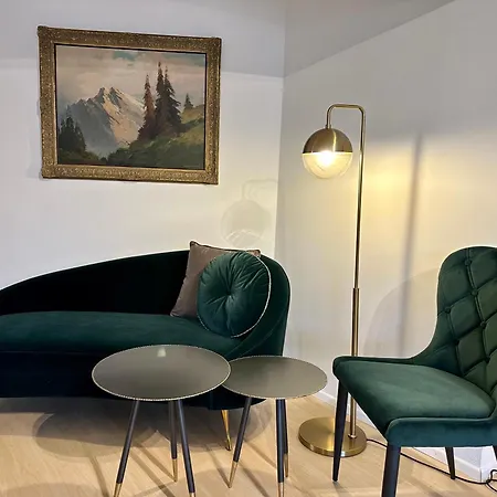 Koeniglich & Modern See- Und Zentrumsnah Apartment Prien am Chiemsee